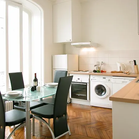 Bridgestreet Opera Montmartre 4*