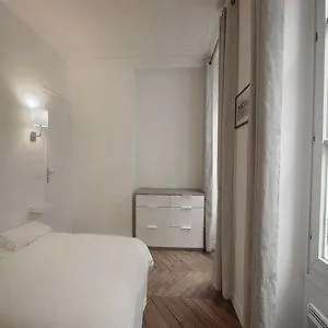 Bridgestreet Opera Montmartre 4* פריז